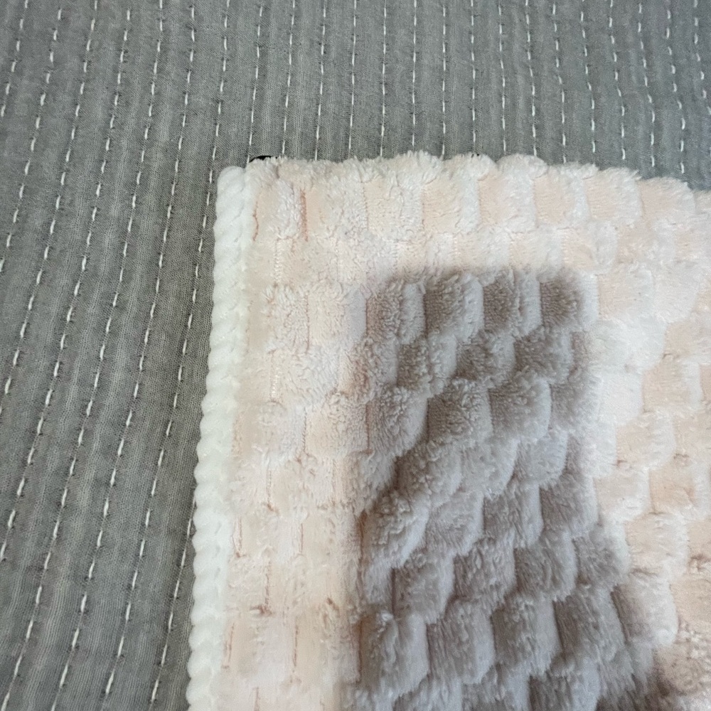 Soft Pink and Cream womens Hooded Hair Towel Wrap new xtra long - Picture 7 of 9